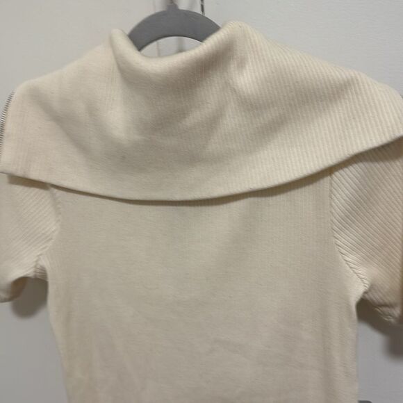 Zara 1/4 Zip Short Sleeve Ribbed Knit Mini Dress in Off White. Size M. - Picture 4 of 6